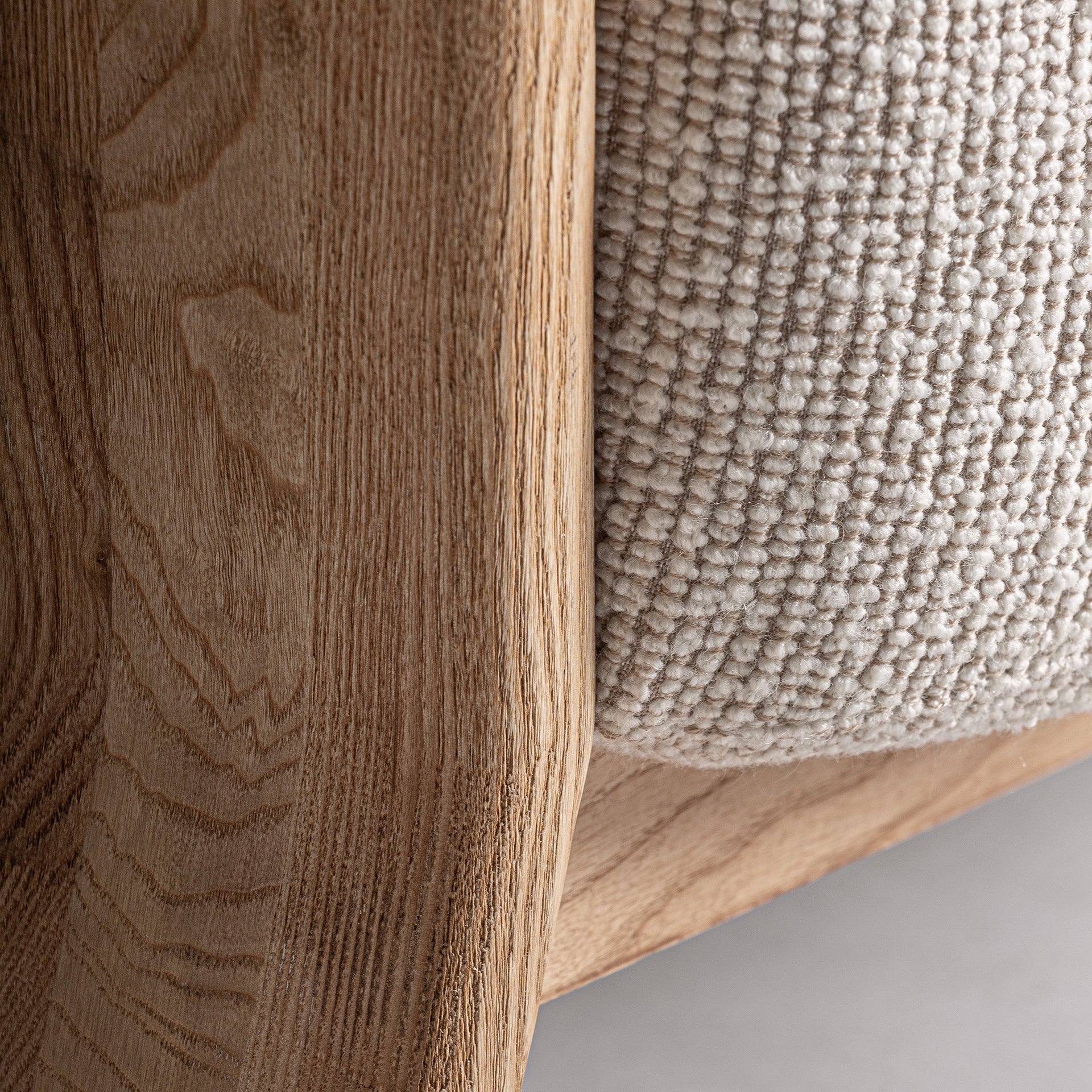 NARA ARMCHAIR